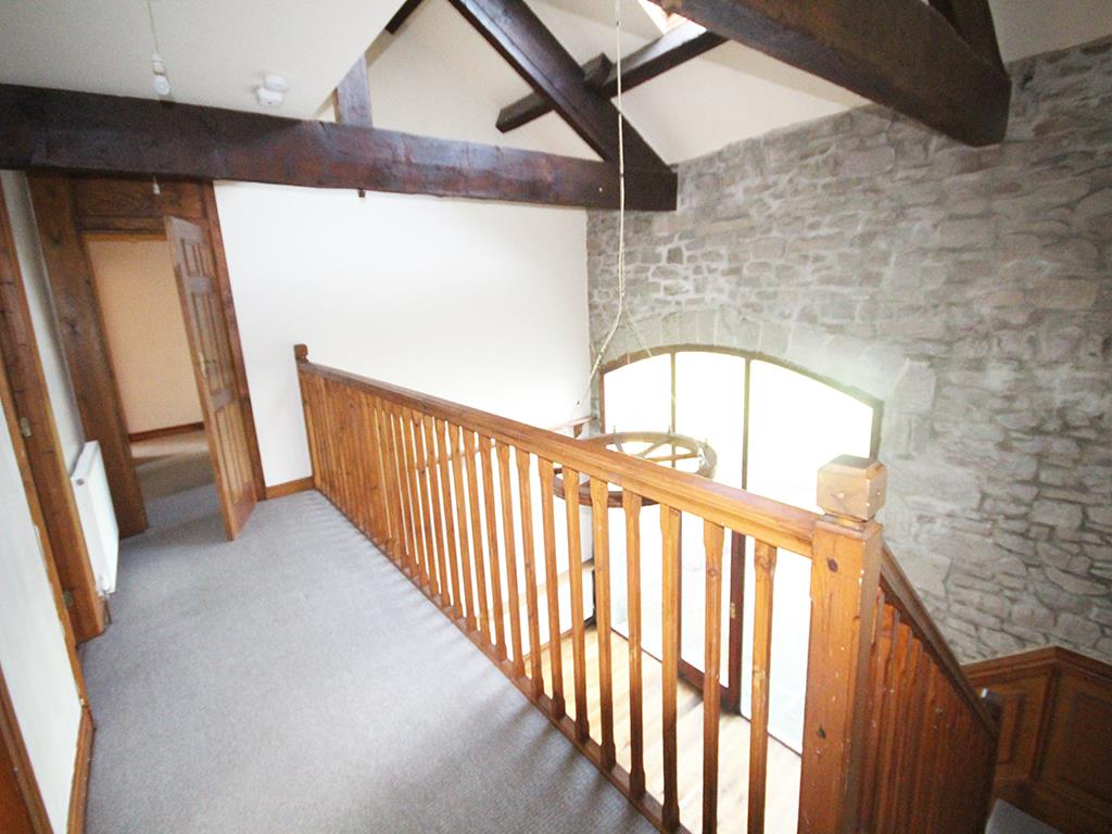4 bedroom house To Let in Barnoldswick - IMG_0719.jpg